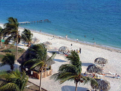 Playa-Ancon-Cuba.jpg